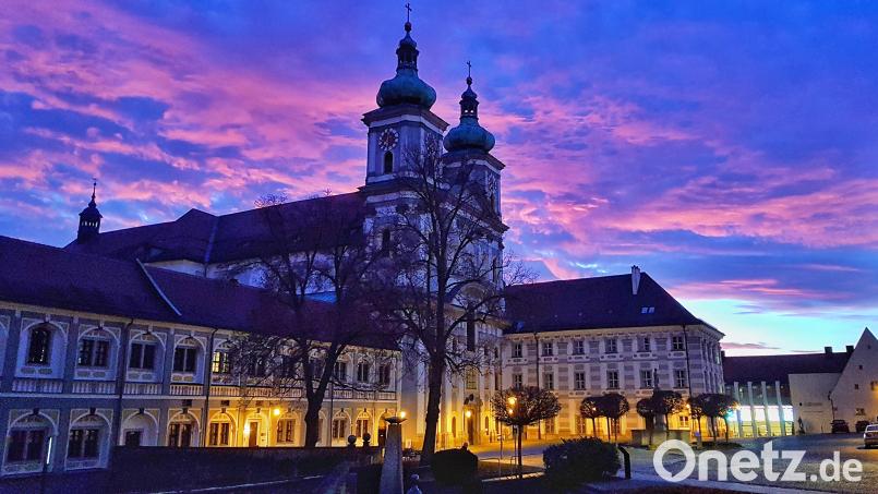Knapp 5 Millionen Euro Fördergeld fließt für Städtebaufördermittel in den Landkreis Tirschenreuth. Den größten Anteil erhält die Stadt Waldsassen, im Bild das barocke Ensemble um die Stiftsbasilika. Archivbild: Markus Scharnagl/exb
