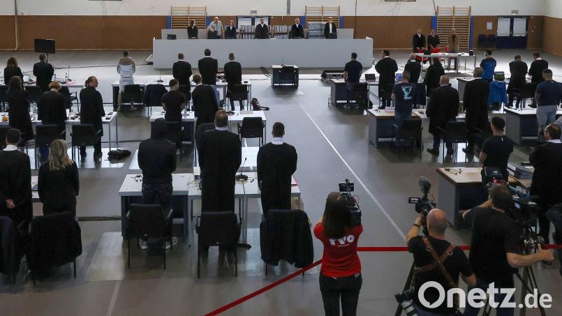 Das Verfahren gegen eine mutmaßliche Bande von Geldautomatensprengern könnte schon bald zu Ende gehen. (Archivbild) Bild: Daniel Löb/dpa