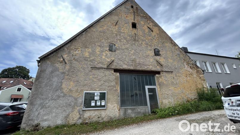 Der Scherling-Stadel wird bislang als Depot für das Sulzbach-Rosenberger Stadtmuseum genutzt. Fachleute schätzen dessen Eignung dafür als eher gering ein. Die Suche nach einem neuen Depot-Standort läuft deshalb. Bild: Andreas Royer