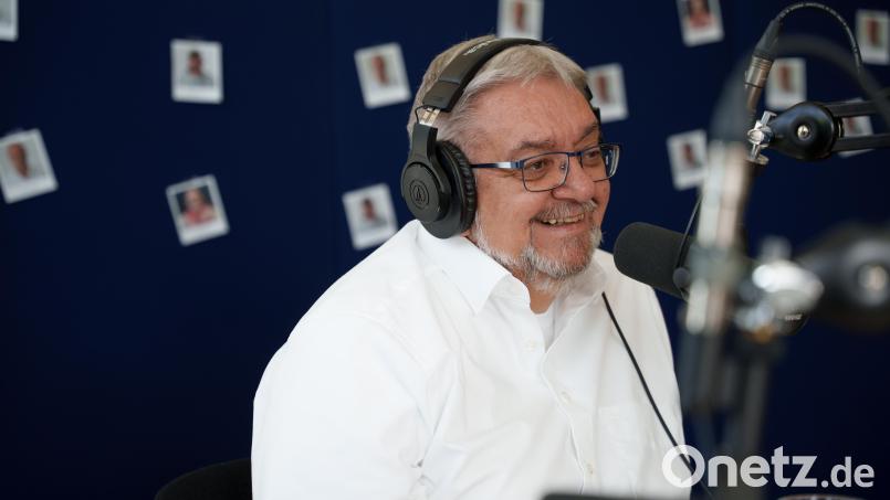 Wolfgang Schalamon, hauptamtlicher Geschäftsstellenleiter bei den Blue Devils Weiden, war zu Gast in der neuen Folge des Podcasts &quot;Powerplay&quot;. Bild: Jakob Graf