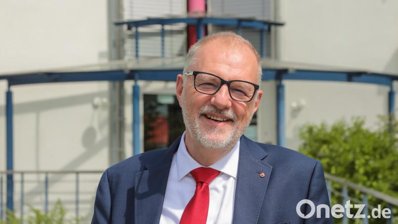 Frank Backowies war als Diplom-Ingenieur in ganz Deutschland unterwegs. Seit 2023 ist er Chef der Amberger Stadtwerke. Am 16. Juli feiert er seinen 60. Geburtstag. Bild: Wolfgang Steinbacher