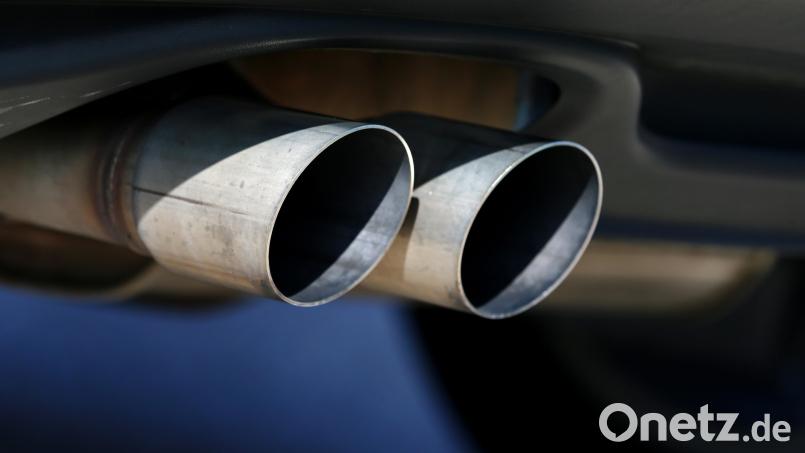 Mit einem stark röhrenden BMW ist eine Nürnberger durch Amberg gefahren. Die Polizei unterzog das Auto einer Schallpegelmessung. Symbolbild: Karl-Josef Hildenbrand