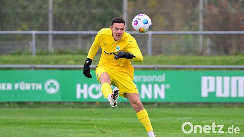 Semir Kaymakci spielt nicht mehr in Fürth. Archivbild: Sportfoto Zink / Alexander Schlirf