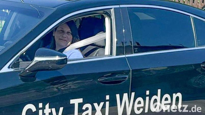 Tanja Fischer von City-Taxi in Weiden ist von der &quot;Fifty-Fifty-Taxi&quot;-Aktion für Jugendliche im Landkreis Neustadt/WN überzeugt. Bild: Dominik Bauriedl