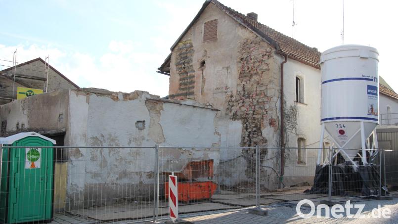 Für die Sanierung des Bischof-Senestrey-Hauses sind in diesem Jahr rund 2 Millionen Euro in den Haushalt der Stadt Bärnau eingeplant. Bild: kro