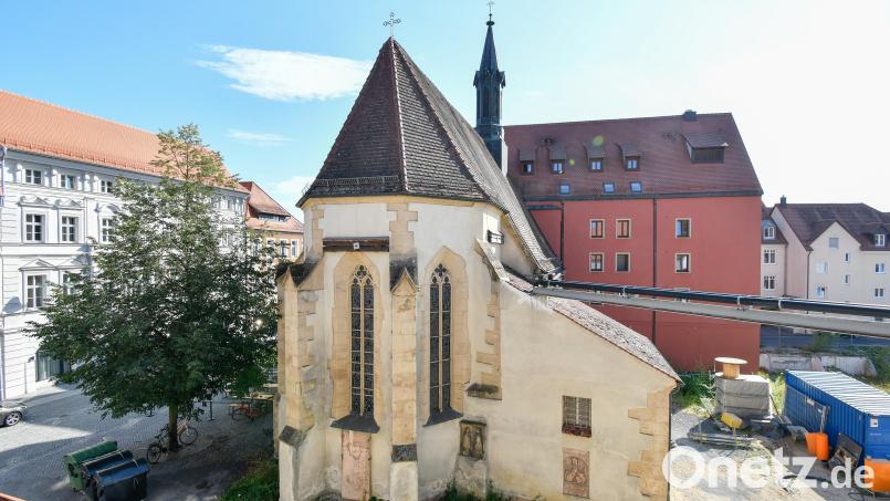 Die Spitalkirche wurde 2016 profaniert und gehört der Stadt Amberg. Sie gilt also offiziell nicht mehr als sakraler Kirchenraum. Die Amberger SPD hätte gerne ein Nutzungskonzept dafür. Bild: Petra Hartl