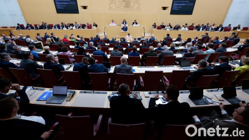 Ministerpräsident Markus Söder (CSU) spricht im Landtag. Archivbild: Sven Hoppe