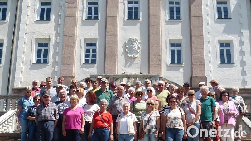 Auf den Treppen der barocken Basilika Maria Weißenstein gab es ein Erinnerungsfoto. Bild: no