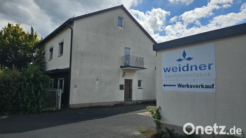 Im ehemaligen Wohnhaus der Sportmodenfabrik sollen im sozialen Gesamtkonzept &quot;Lebens(t)raum&quot; Mietwohnungen entstehen. Bild: vsr
