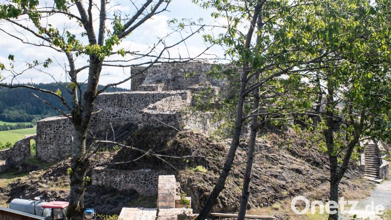 In 40 Jahren hat der Heimat- und Kulturverein Waldeck die Burg so wieder aufgebaut, dass erkennbar ist, wo früher Gebäude und Türme standen. Archivbild: Lukas Meister