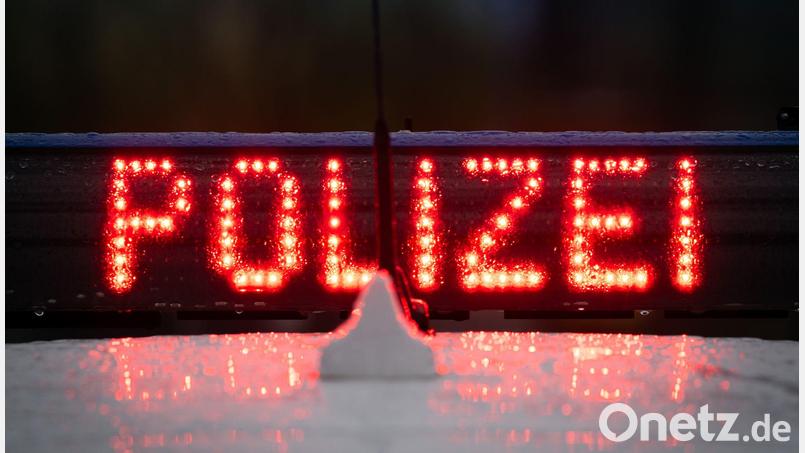 Ein 29-Jähriger hat bei einem Gartenfest im Landkreis München auf einen 39-Jährigen mit einem Schraubenzieher eingestochen. (Symbolbild) Bild: Soeren Stache/dpa