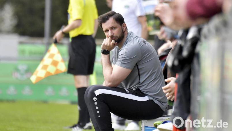 Dominic Rühl, Trainer des VfB Eichstätt, fühlte sich beim Gastspiel bei der SpVgg SV Weiden von den heimischen Fans beleidigt. Archivbild: Hubert Ziegler