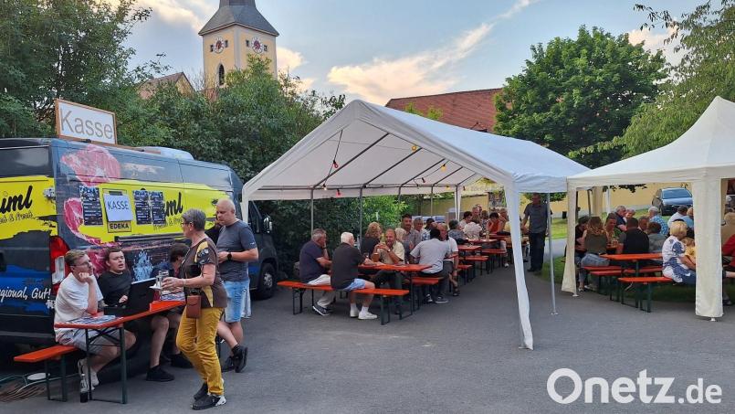 Die neue Planung des Pfarrfestes Windischeschenbach kommt an. Bild: Anke Neumann/exb