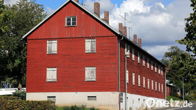 Der Streit um die Zukunft der denkmalgeschützten Baracke im Amberger Stadtteil Bergsteig verlagert sich vor Gericht. Die Stadt will gegen die Regierung der Oberpfalz klagen. Archivbild: Wolfgang Steinbacher