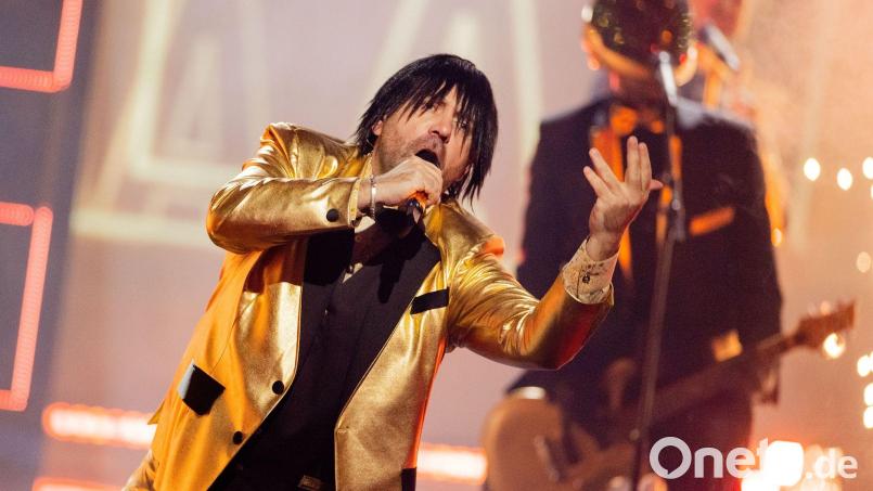 Auch Ballermann-Star Ikke Hüftgold wird auf dem "Mallorca Sommer Festival" in Weiden vertreten sein. Symbolbild: Rolf Vennenbernd/dpa