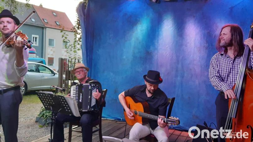 Die fränkische Band &quot;Grandessa&quot; beim Biergartenkonzert. Bild: Sabine Mende