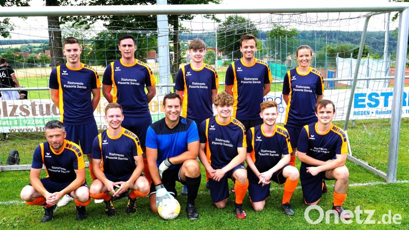 Bereits zum 7. Mal holte sich &quot;Steinäcker&quot; den Titel des Fußball-Gemeindemeisters in Ensdorf. Bild: tra