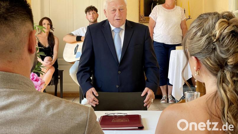 Der Gutenecker Bürgermeister Johann Wilhelm ist ein gefragter Standesbeamter. Bild: Gerhard Götz