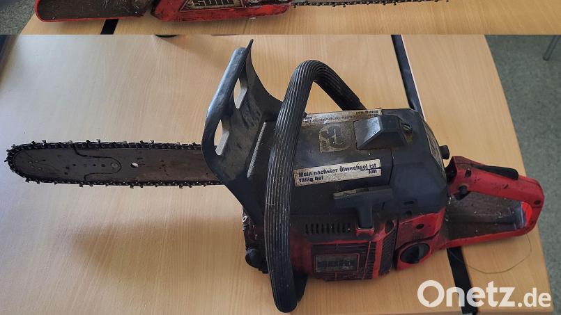 Die Polizei sucht den Besitzer dieser Kettensäge. Bild: Polizeiinspektion Waldsassen/exb