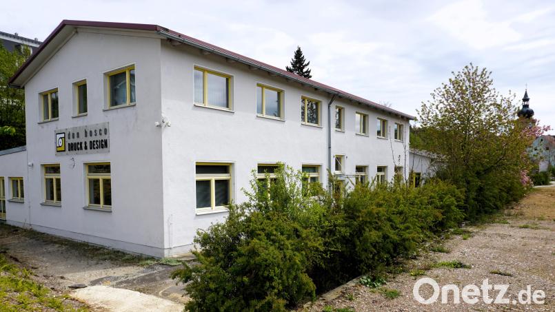 Erneut lehnt der Gemeinderat Ensdorf eine Nutzungsänderung der ehemaligen Druckerei zur Unterkunft für Asylsuchende ab. Bild: tra