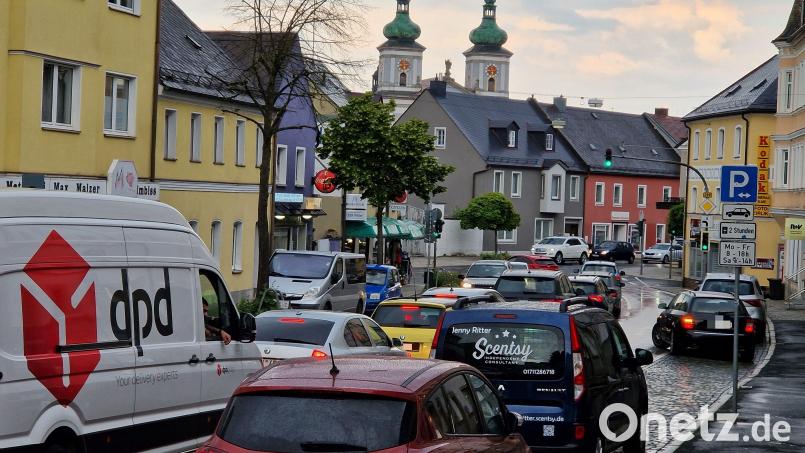 Über die Petition von Vertretern der Bürgeraktion &quot;Mitmachen lohnt&quot; zur Verlegung der Bundesstraße 299 durch Waldsassen ist noch nicht abschließend entschieden worden. Archivbild: hmr