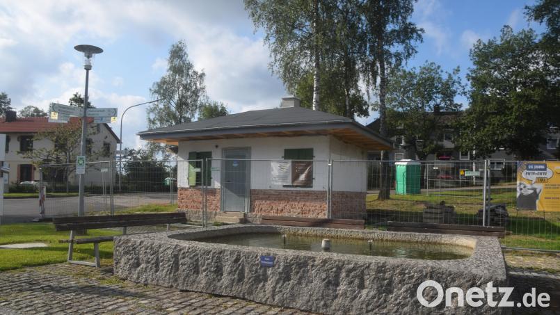 Die Kosten für die Sanierung des Kiosks in Flossenbürg liegen aktuell bei rund 166.000 Euro. Bild: fz
