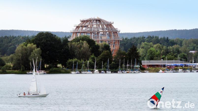 Idylle am Steinberger See (Landkreis Schwandorf): An der Badewasserqualität des Sees gibt es nichts auszusetzen, das zeigen aktuelle Messungen. Auch in den restlichen Oberpfälzer Badegewässern schaut es in dieser Hinsicht gut aus. Archivbild: Gerhard Goetz