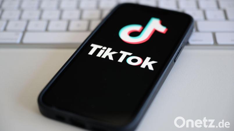 Tiktok hat sich verpflichtet, ein Belohnungsprogramm der App-Version Tiktok Lite dauerhaft aus der EU zurückzuziehen. Bild: Robert Michael/dpa