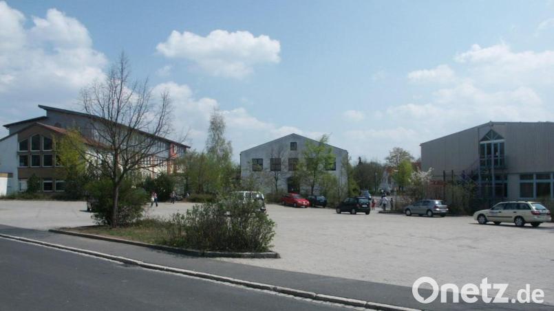 In das bestehende Kemnather Realschulgebäude wird das Technologie-Transferzentrum für fünf Jahre einziehen. Bild: ak