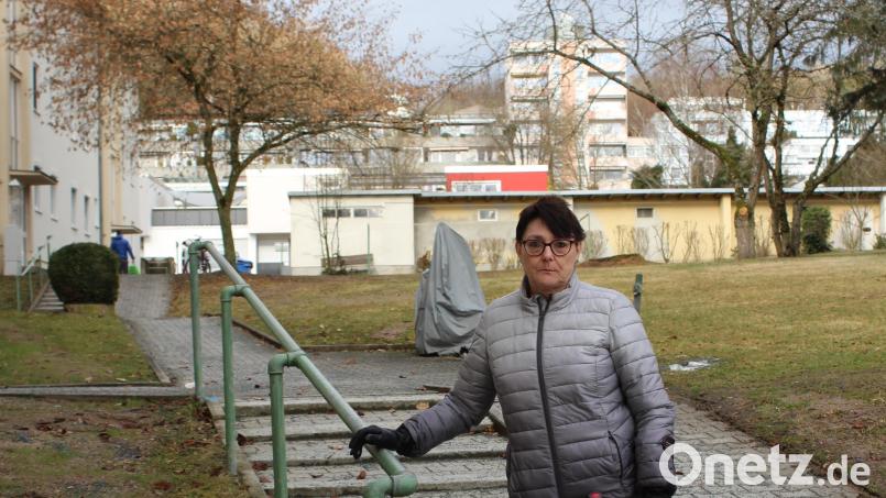 Für Karin Scheffmann sind die Treppen in Richtung Jahnstraße zu beschwerlich. Bild: Jennifer Battaglia