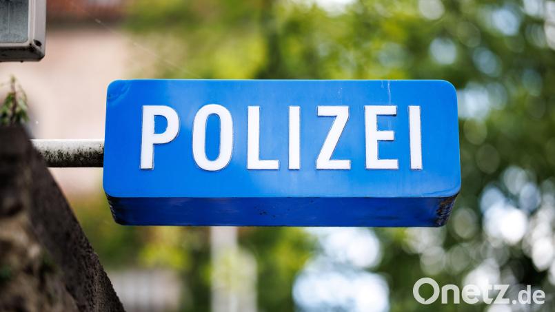 Die Polizeiinspektion Weiden bittet um Hinweise unter der Telefonnummer 0961/401-0 Symbolbild: Matthias Balk, dpa