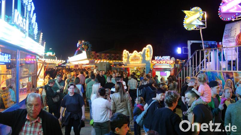 Wie in den vergangenen Jahren wird das Kemnather Wiesenfest vom 15. bis 20. August Besucher aus Nah und Fern anziehen Archivbild: stg