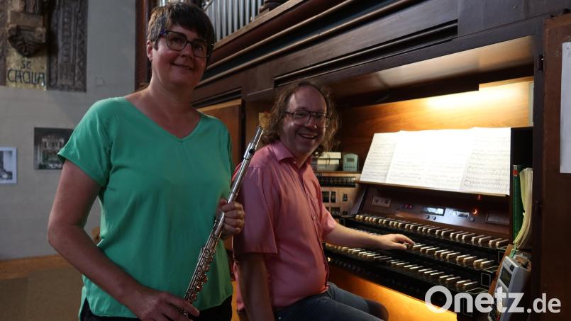 Alexandra Reger und Stefan Schultes in der Josefskirche. Bild: Kunz
