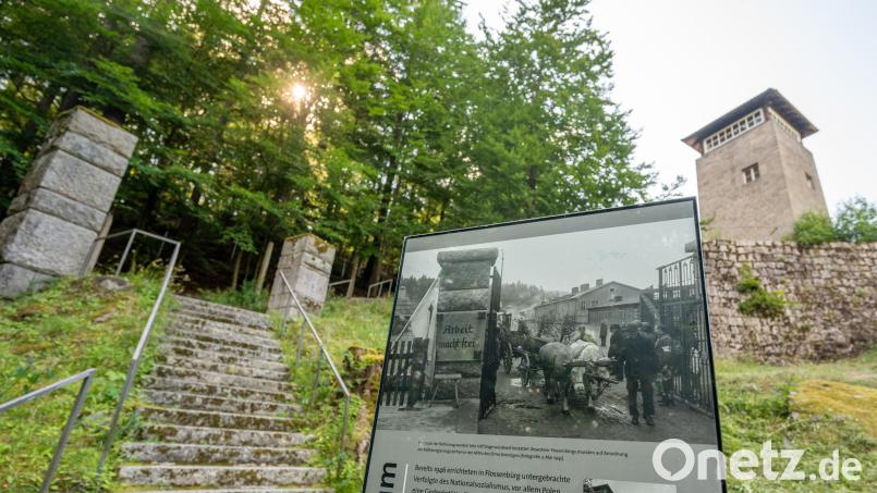 In Flossenbürg wird am Samstag an Sinti und Roma erinnert. Archivbild: Armin Weigel/dpa