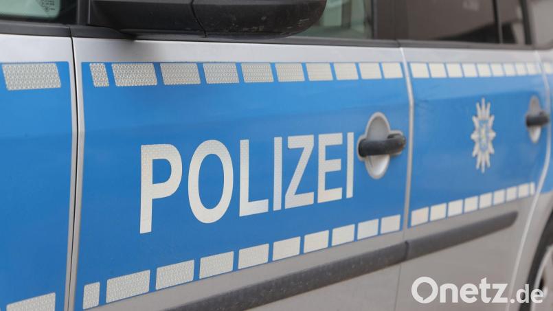 Ein 73-jähriger Geschädigte stellte bei der Polizei Marktredwitz Strafantrag gegen seinen Nachbarn. Symbolbild: Bodo Schackow/dpa