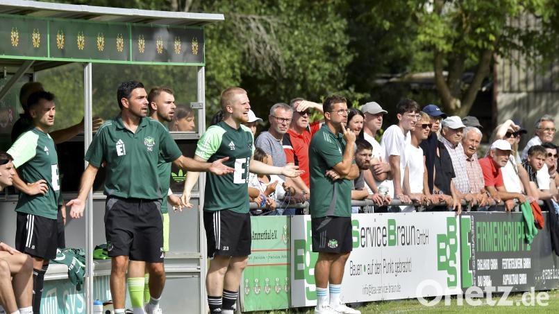 Serdal Gündogan (links) und Florian Schlicker (rechts), Trainer der DJK Ammerthal, sahen in Eichstätt einen schwachen Auftritt ihrer Mannschaft. Archivbild: Hubert Ziegler