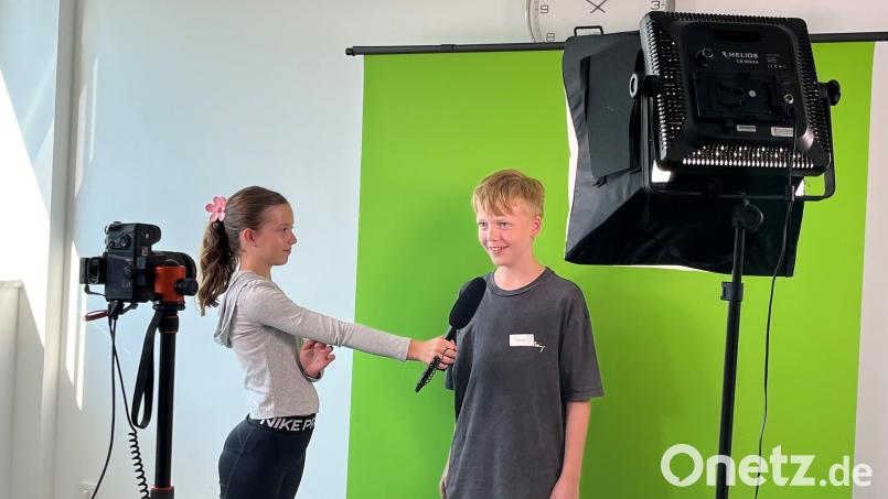 Marlene und Niclas interviewen sich gegenseitig. Bild: Mutiara Sudarma