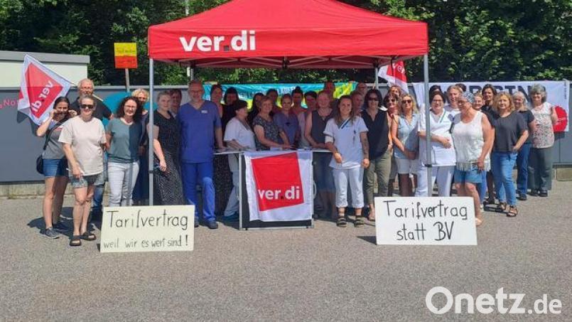 Beschäftigte der Asklepios-Klinik Lindenlohe kämpfen für einen Tarifvertrag. Bild: Kerstin Schrembs/exb