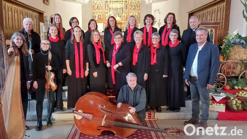 Der Frauenchor Ensemble Kreuzer nach dem Konzert 2023 in der Stadtpfarrkirche Tirschenreuth. Archivbild: Ensemble Kreuzer/exb