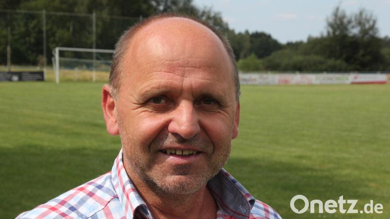 Harald Bader ist der neue Vorsitzende des FSV Tirschenreuth. Im Gespräch mit Oberpfalz-Medien erklärt er, wie es mit dem Verein nun weitergehen soll. Bild: kro
