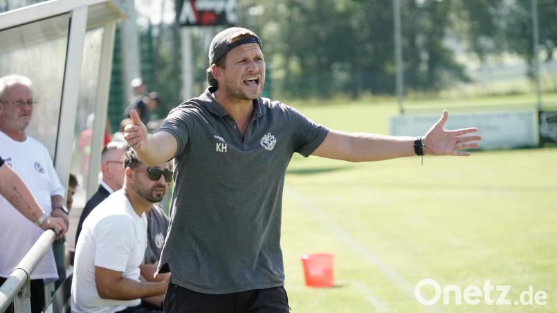 Kai Hempel, Trainer der DJK Gebenbach, haute wegen des Fehlstarts in die Saison am Montag einmal ordentlich auf den Tisch. Archivbild: ref