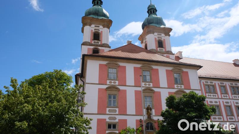 Das Kloster Speinshart ist ein Ort der Begegnung. Zum traditionellen Speinsharttag kündigt der Förderverein einen Festvortrag von Prof. Dr. Veronika Grimm, Mitglied der fünf deutschen &quot;Wirtschaftsweisen&quot; und ein festliches Konzert an. Bild: do