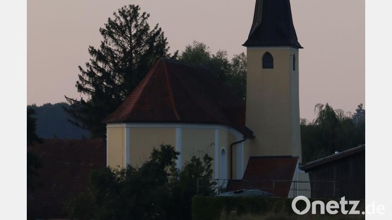 Die Feuerwehr Rieden lädt die Bevölkerung für Sonntag, 8. September, zur Siegenhofener Wiesnkirwa bei der Kirche Maria Hilf ein Bild: mrr