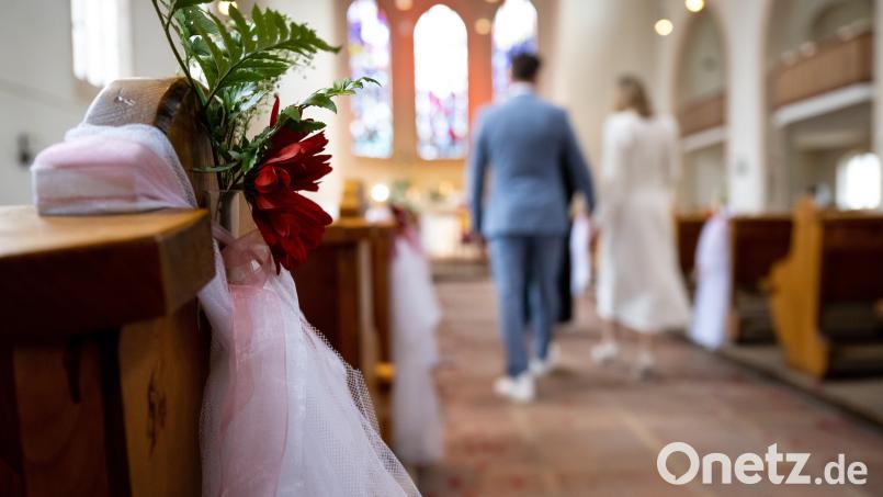 Für viele Menschen ist es der schönste Tag im Leben: die Hochzeit. Symbolbild: Sven Hoppe