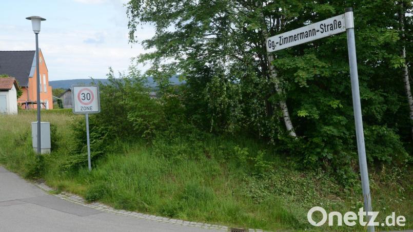 Jetzt steht fest: Am 24. November findet ein Bürgerentscheid über die mögliche Umbenennung der Georg-Zimmermann-Straße in Eslarn statt. Archivbild: bey