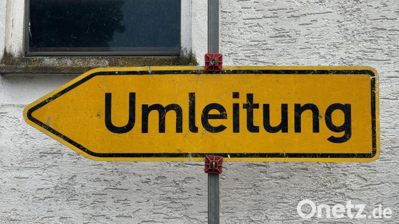 Die Sperrung der Raigeringer Straße in Amberg am Montag, 9. September, hat auch Auswirkungen auf den Bus-Verkehr. Symbolbild: Heike Unger
