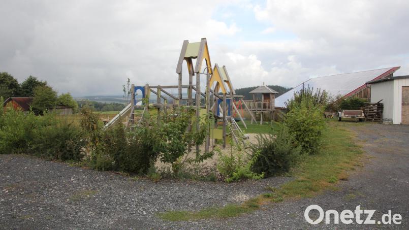 Bislang war als Standort für den Mobilfunkmast der Bereich in der Nähe des Kinderspielplatzes beim SV-Sportplatz in Poppenreuth geplant. Bild: kro