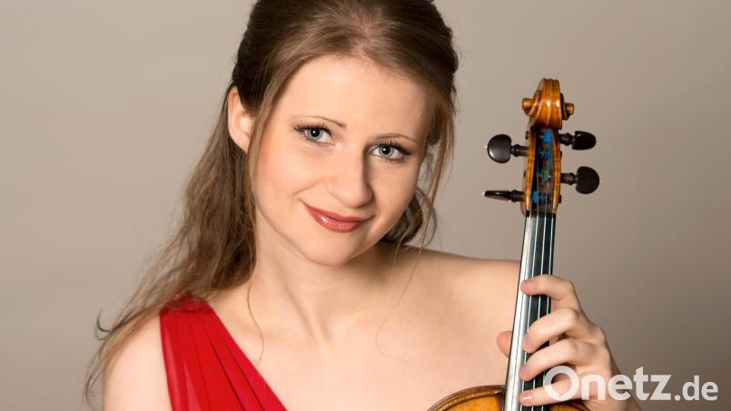 Liv Migdal, Violine Bild: VHS Amberg-Sulzbach