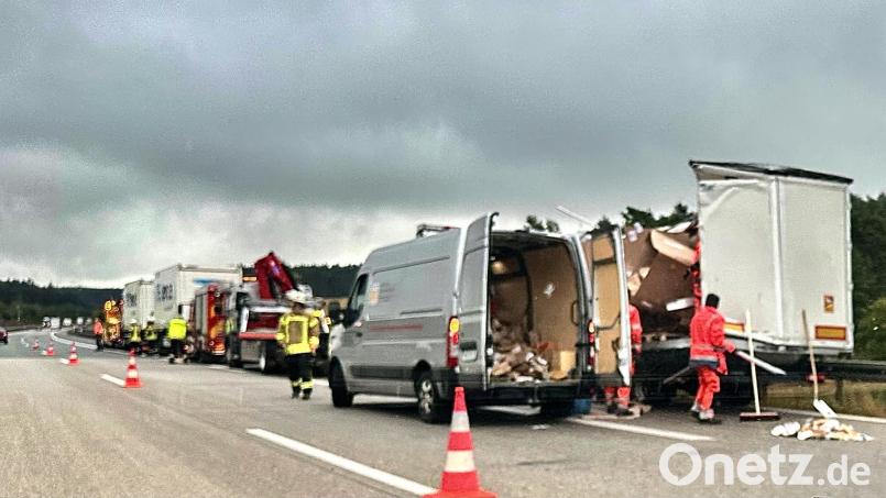 Nach einem Unfall kam es auf der A6 bei Schmidgaden am Donnerstagmorgen zu Verkehrsbehinderungen. Bild: Stefanie Kraus