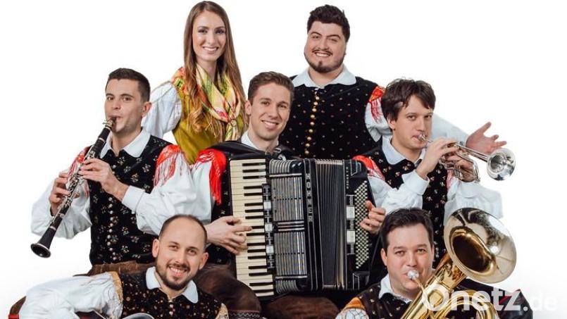 Saso Avsenik und seine Oberkrainer kommen nach Weiden. Bild: Rok Mlinar/exb